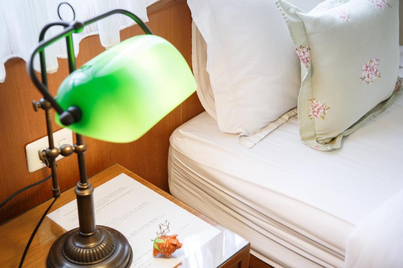 Baan Dinso Hostel Bangkok Luaran gambar