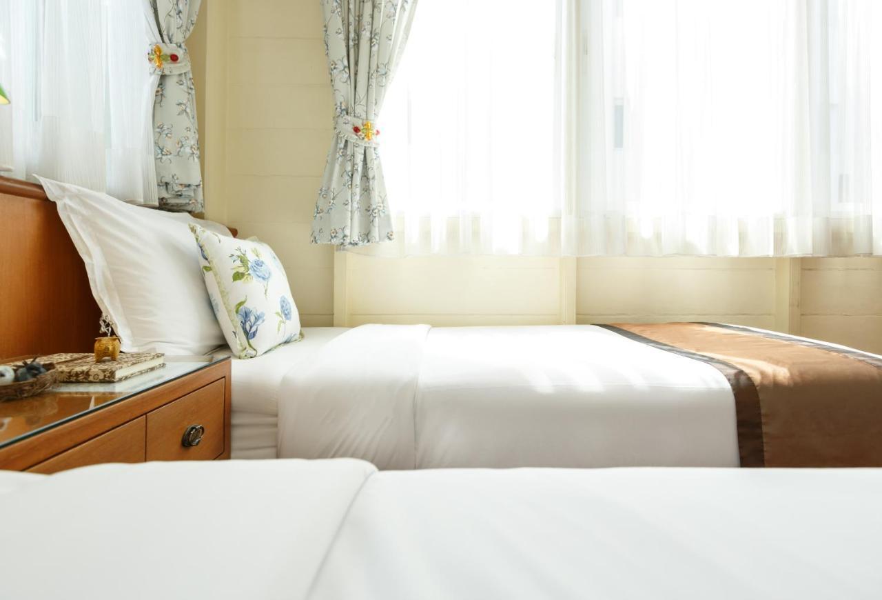 Baan Dinso Hostel Bangkok Luaran gambar
