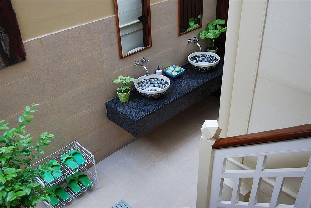 Baan Dinso Hostel Bangkok Luaran gambar