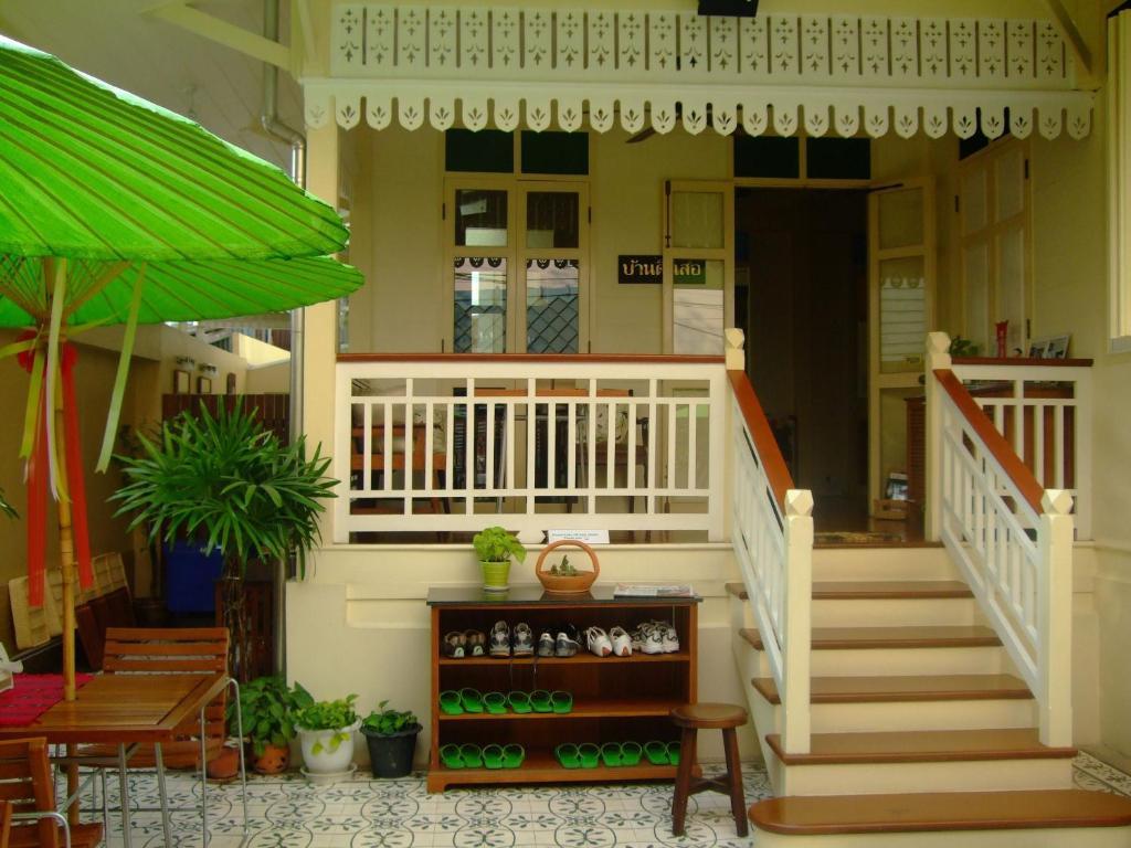 Baan Dinso Hostel Bangkok Luaran gambar