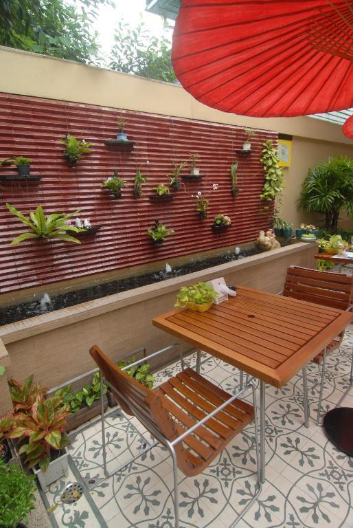 Baan Dinso Hostel Bangkok Luaran gambar