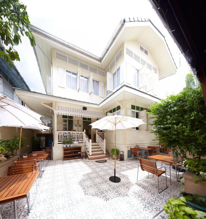 Baan Dinso Hostel Bangkok Luaran gambar